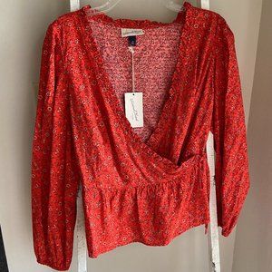 Universal Thread Size M Floral Blouse